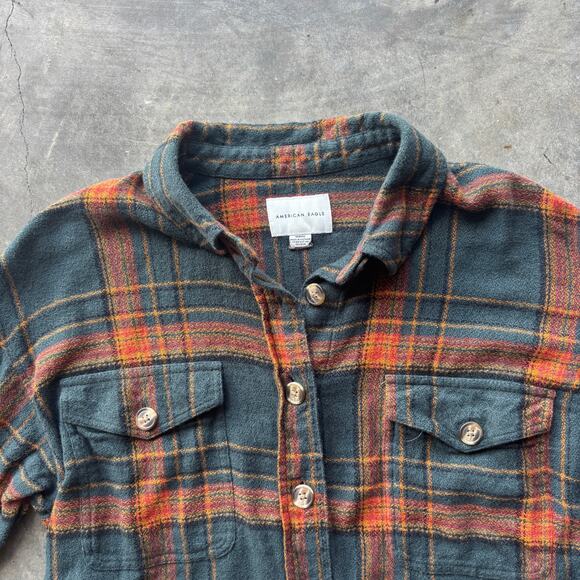 American Eagle Outfitters Plaid Flannel Shirt Women's M Cropped Button Down - Picture 3 of 11
